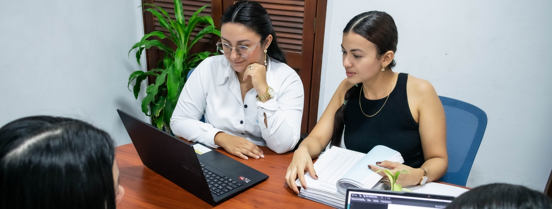 Servicios tributarios, contables y administrativos